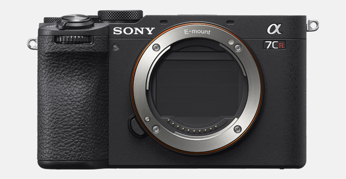 Εικόνα προϊόντος που δείχνει την μπροστινή όψη του σώματος της φωτογραφικής μηχανής με κλειστό το κλείστρο του αισθητήρα